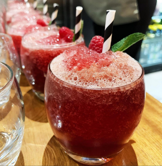 Kombucha Mocktail | Non Alcoholic Drink | Aronia Berries | Hello Summer