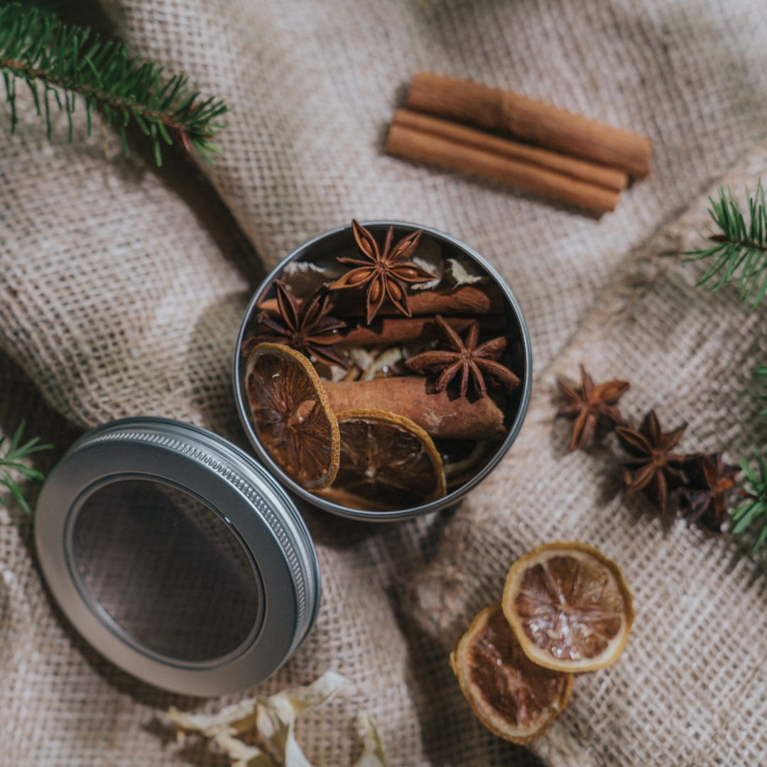 Festive Mulled Wine Brew Pot